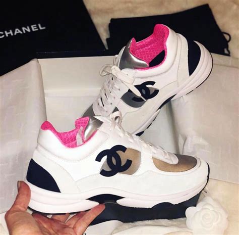 precio de tenis chanel originales|chanel zapatillas.